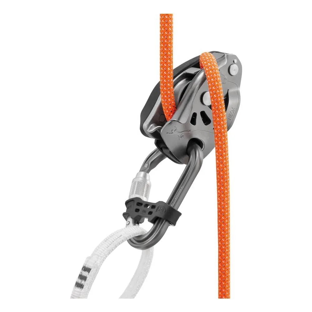 ATTACHE BAR CARABINER