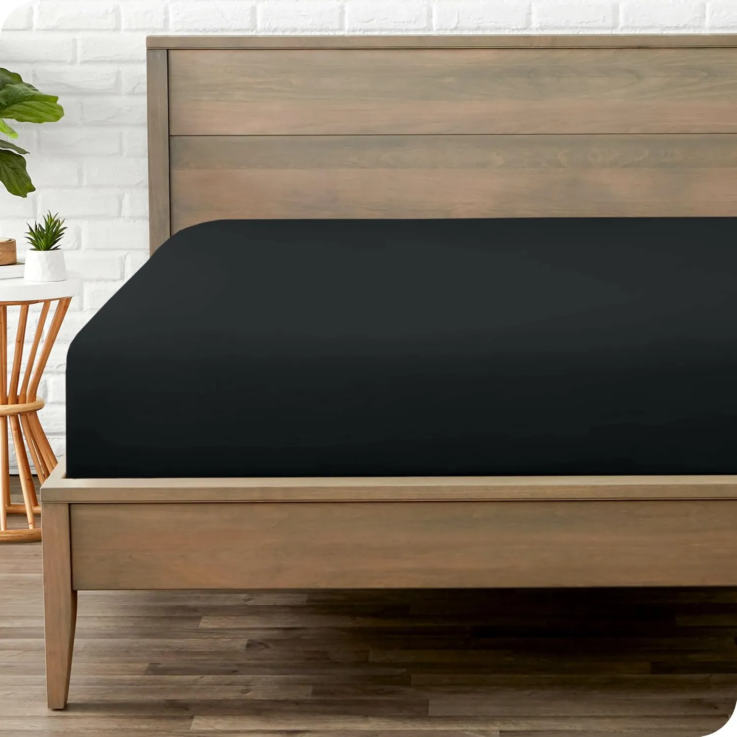 Bare Home Fitted Bottom Sheet Queen - Premium 1800 Microfiber - Ultra-Soft Wrinkle Free - Deep Pocket - Fitted Sheet (Queen, Black)