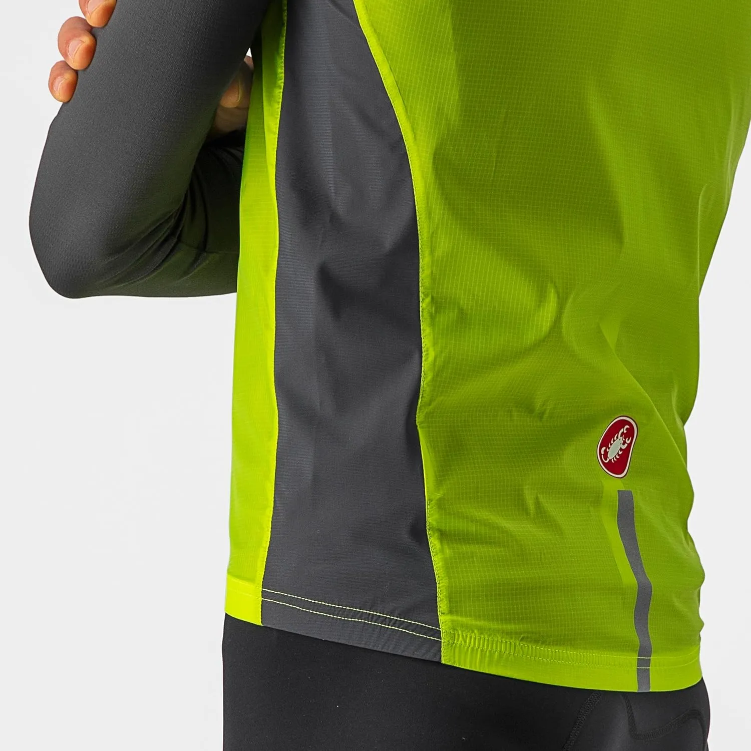 CASTELLI Men's Squadra Stretch Vest, Windproof Full Lenth Zip Shell with High Collar for Road and Gravel Biking I Cycling