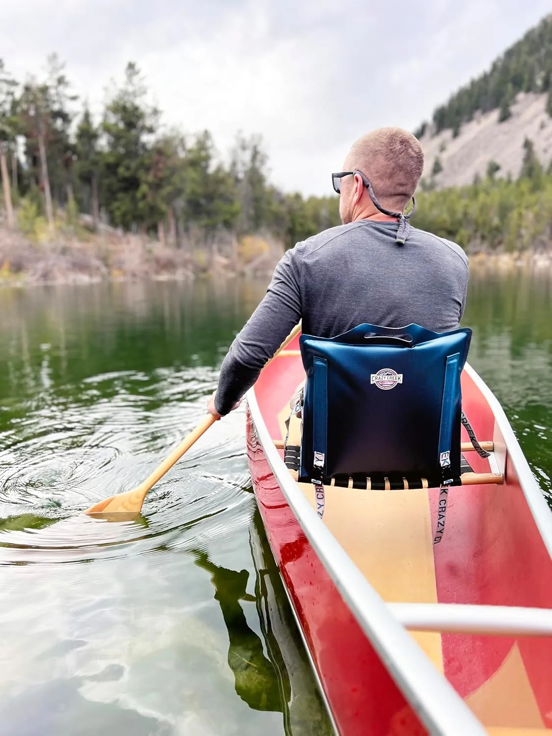 Crazy Creek Canoe Chair IV for Kayaking, Fishing, Camping & More, Detachable for Off The Boat Use, 250 LBS Weight Capacity, Adjustable Straps, Water-Resistant, Forest Green (Aleutian Blue)