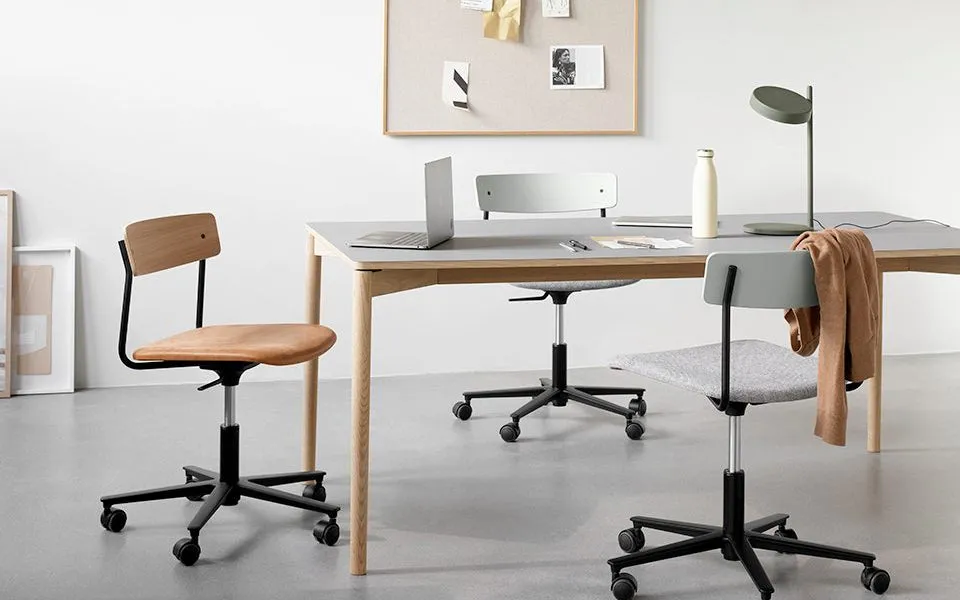 Cross Task Chair by Takt