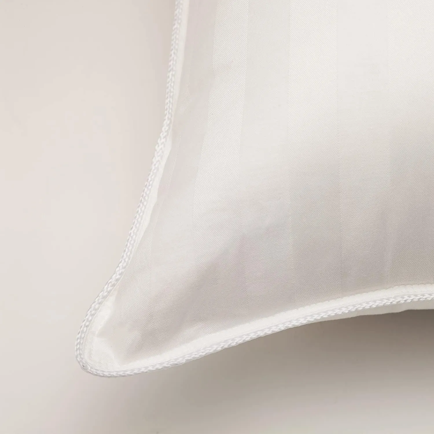 Dream Solutions USA 100% Hungarian White Goose Down Pillow, Luxury 700 Fill Power King Size