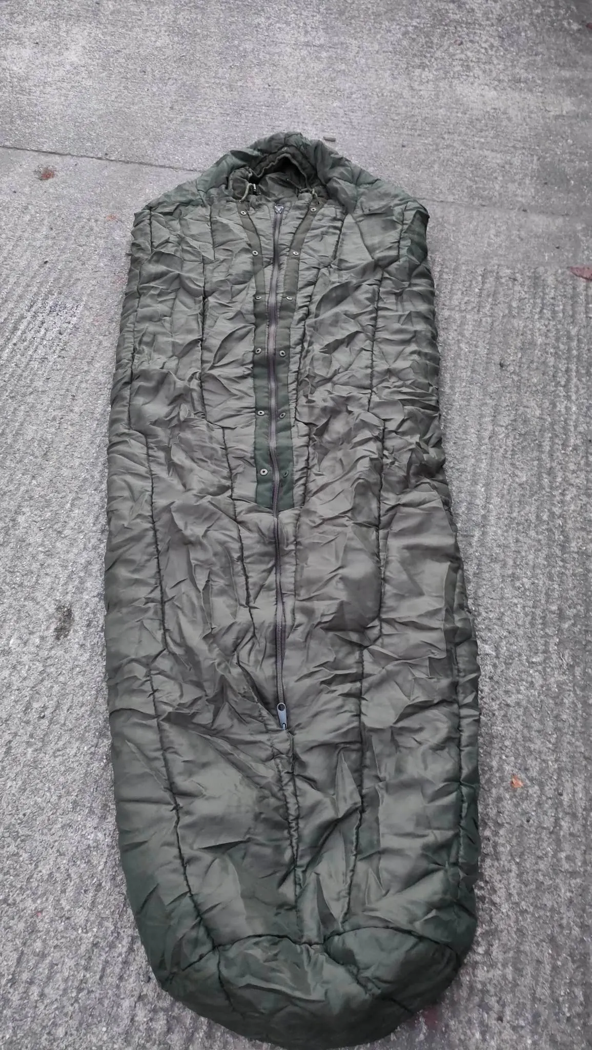 Dutch Air Force M90 Sleeping Bag with Stuff Sack