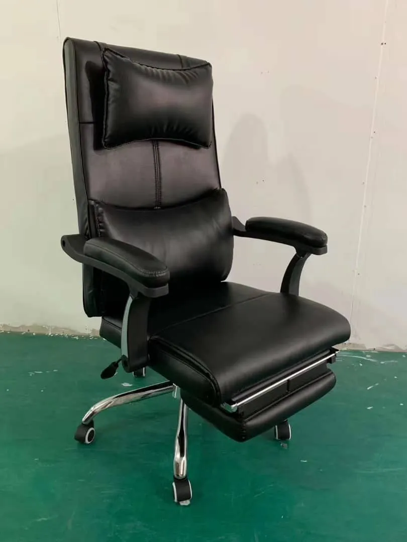 Eclectic Executive Office Chair with Legrest (black)