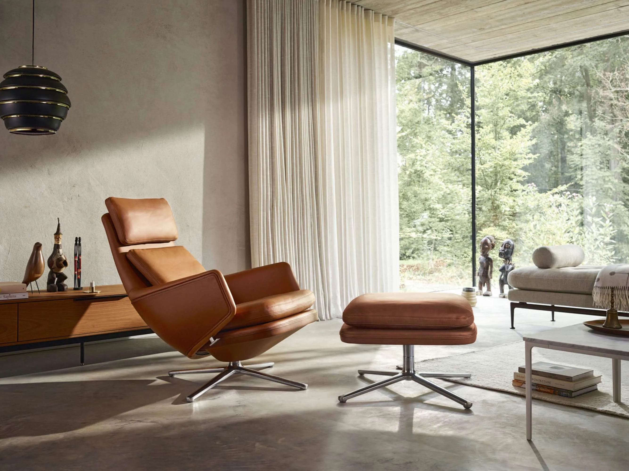 Grand Relax with Ottoman