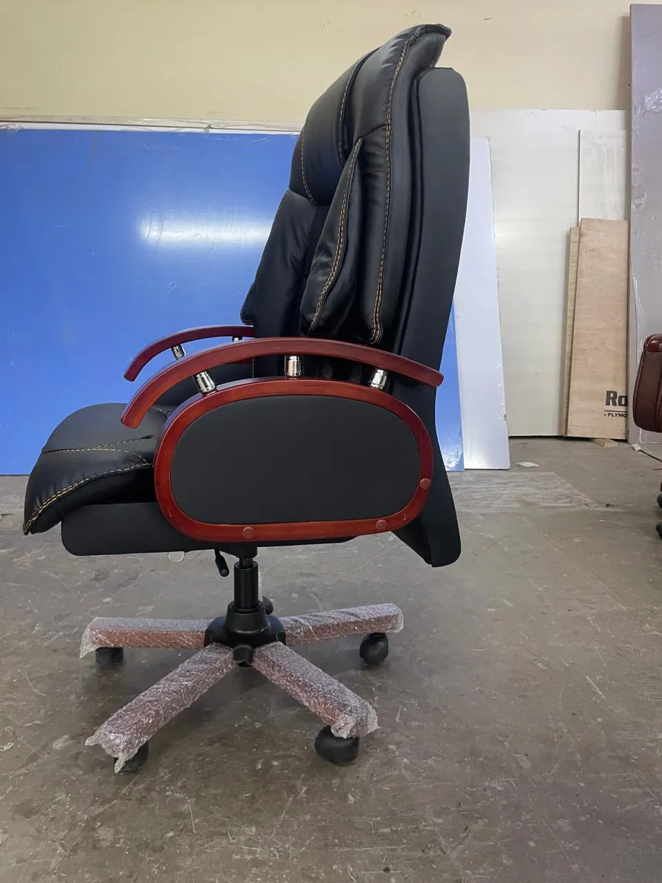 High Back Director Chair with Height Adjustable Wooden Base