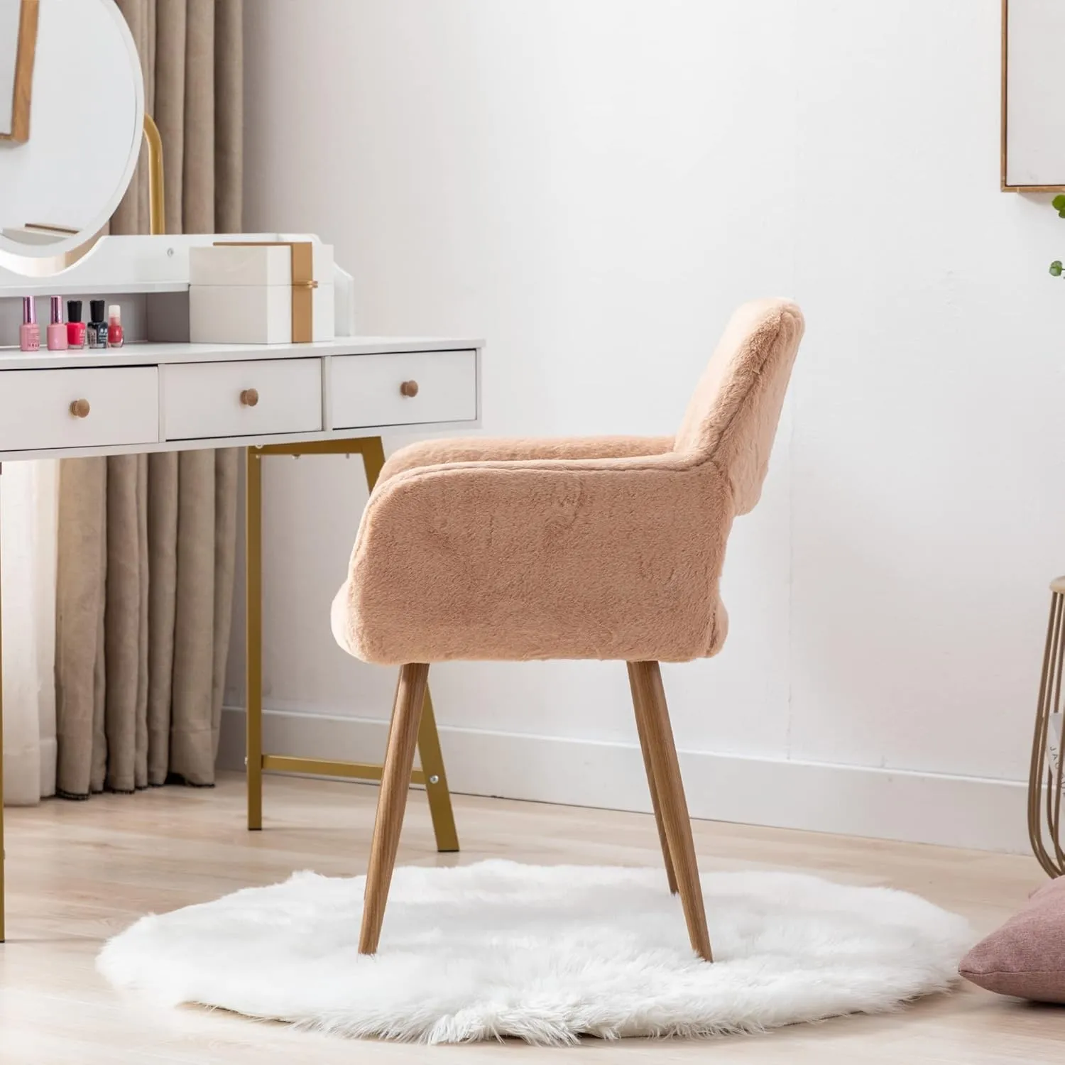 KCC Furry Desk Chair, Mid-Century Modern Accent Faux Fur Chair for Teen Girls, Comfy Armchair with Wood Look Metal Legs for Living Dining Room, Home Vanity Makeup Office Desk Chairs No Wheel, Camel