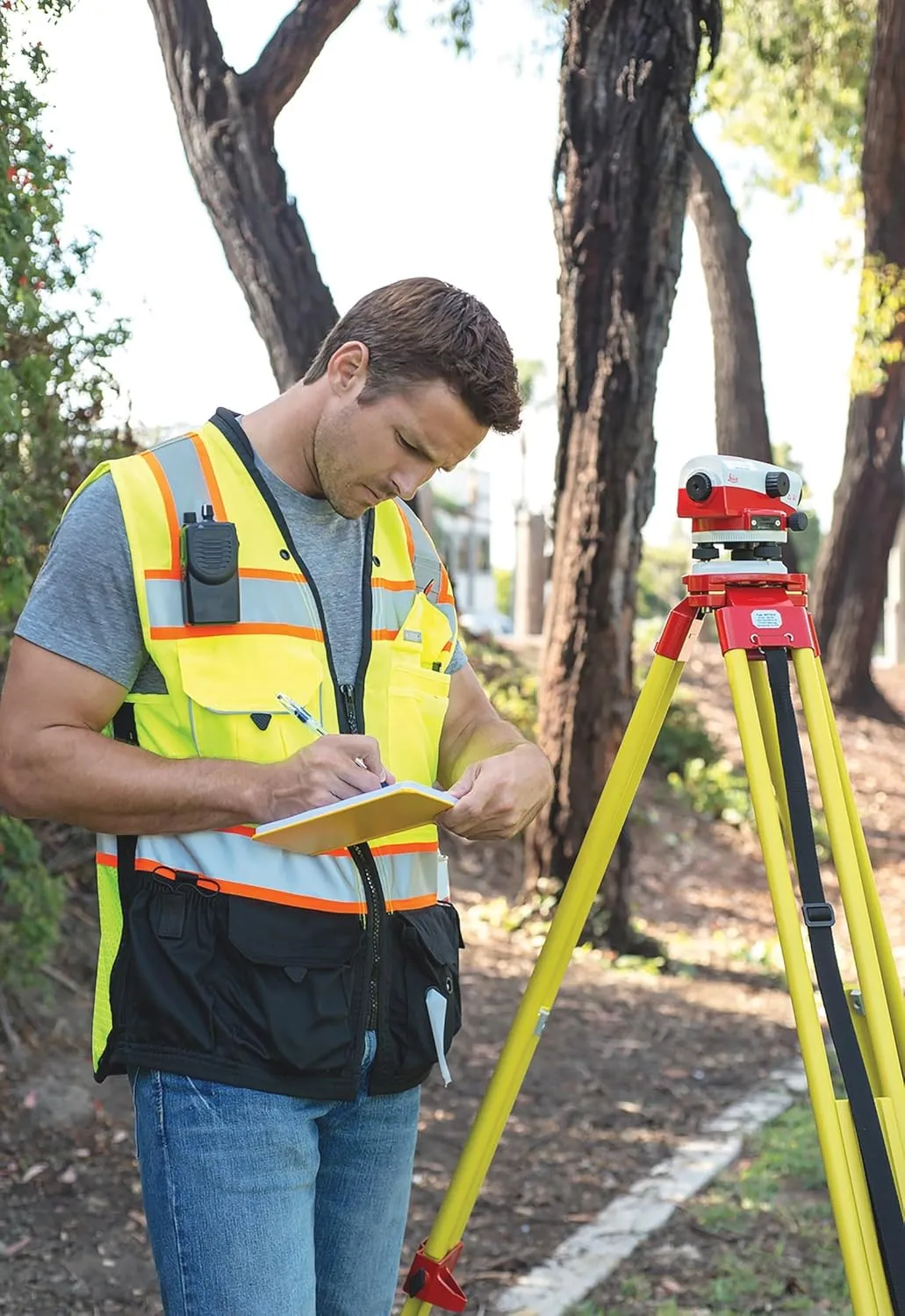 Kishigo Premium Black Series Men's Surveyors Vest S5002, Class 2 Hi-Vis, 10 Pockets, Zipper, Durable Webbing, ANSI/ISEA 107