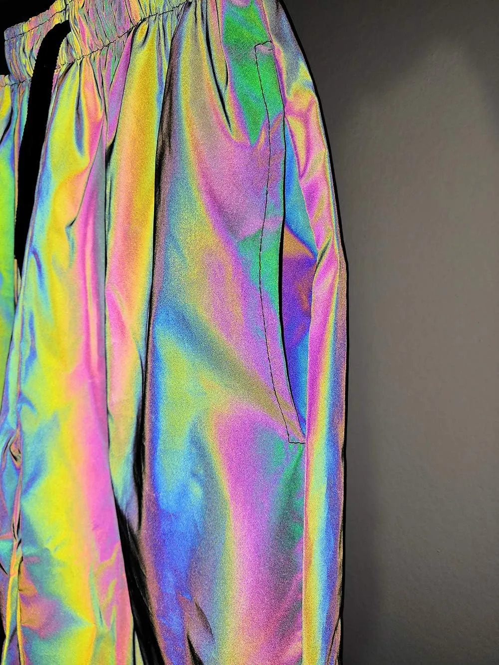 LZLRUN Rainbow Reflective Shorts Pants Men Fluorescent Trousers Casual Night Jogger