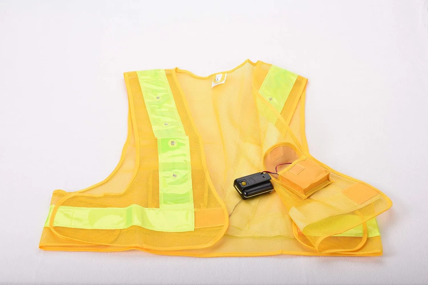 Maxsa 20029 Unisex-Adult Reflective Safety Vest with 16 LEDs