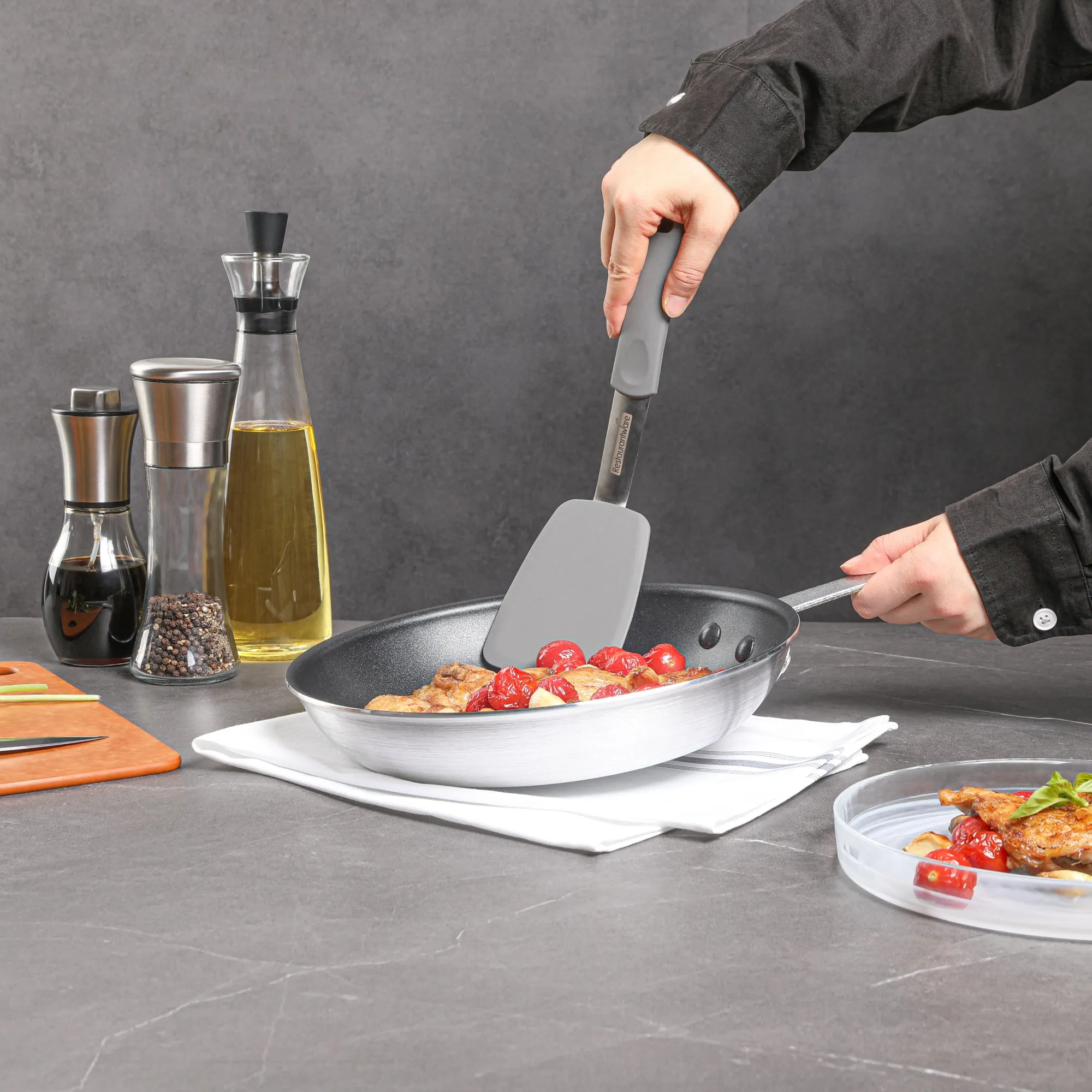 Met Lux Aluminum 10" Fry Pan - Non-Stick - 1 count box