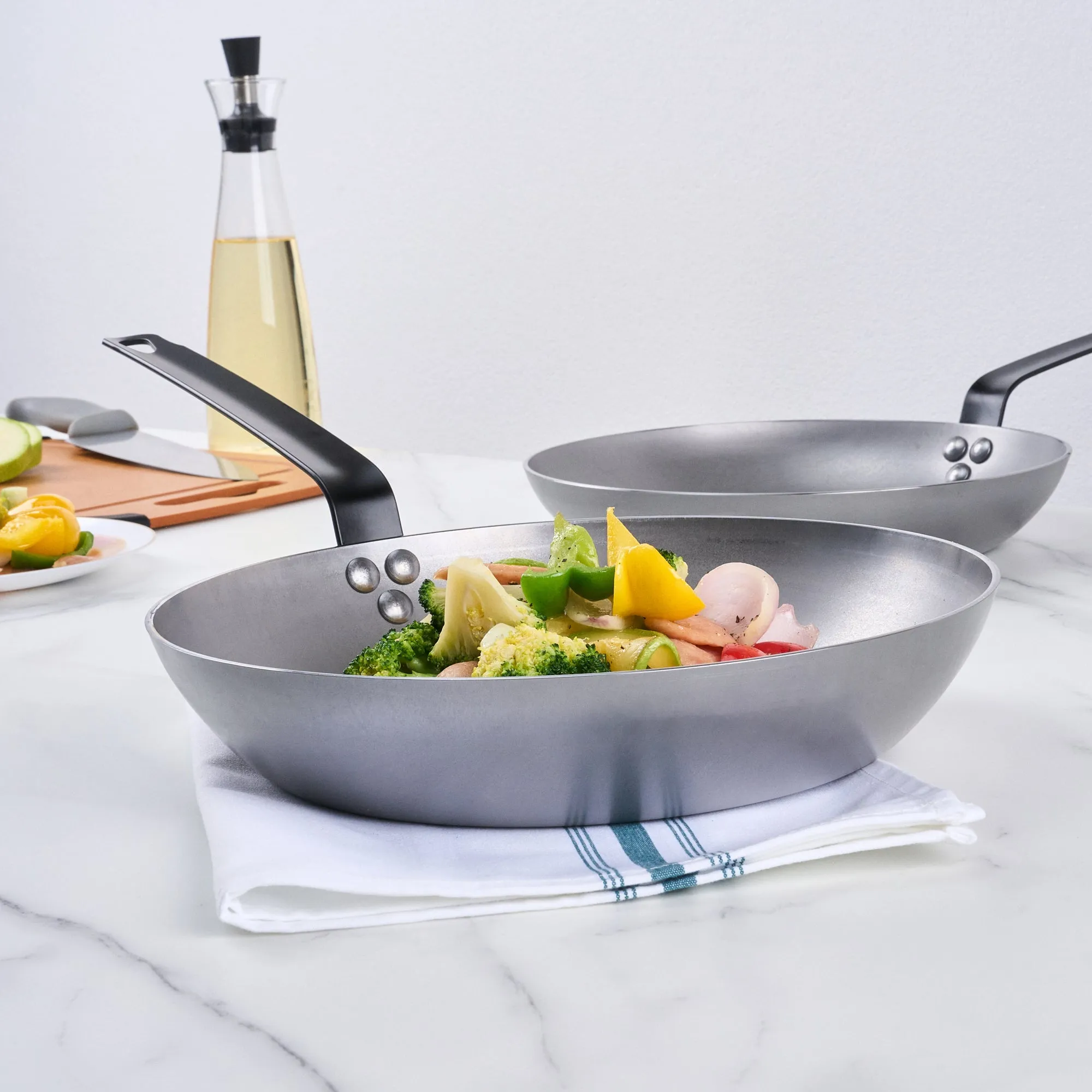 Met Lux Carbon Steel 12" Fry Pan - 1 count box