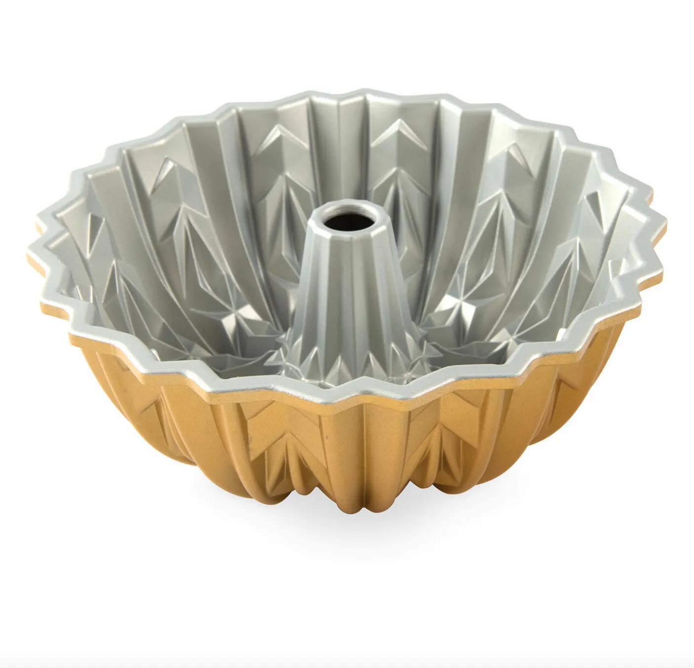 Nordic Ware :: Cut Crystal Bundt Pan