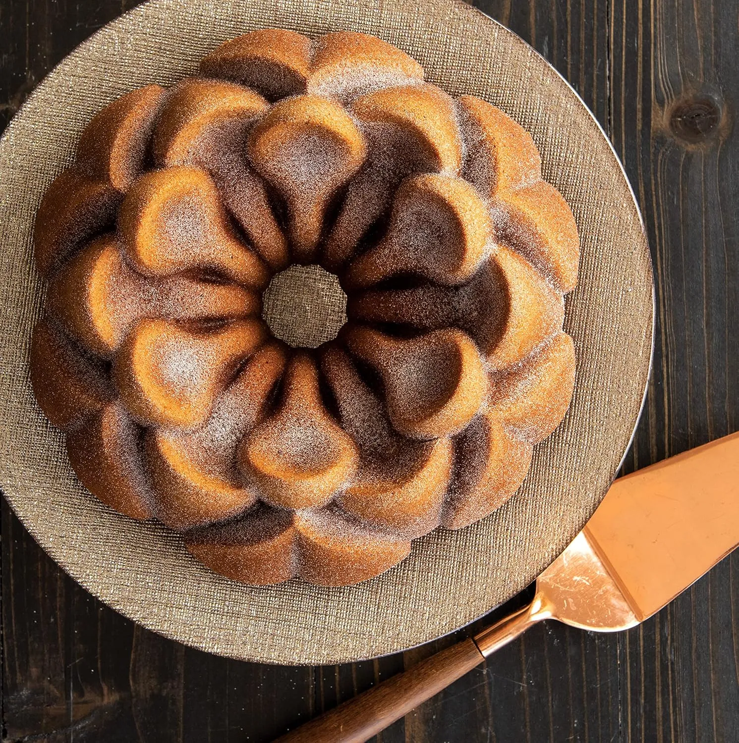 Nordic Ware Magnolia Bundt, 10 Cup, Toffee
