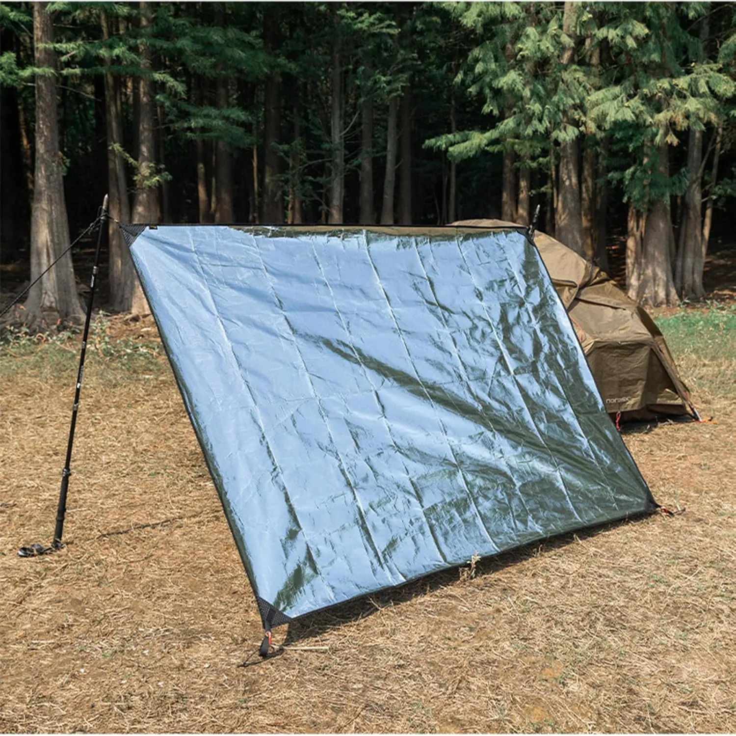 Outdoor Picnics Mat Sleep Tent Pad Aluminum Foil Foams Insulating Camping Mat Sleep Tent Pad Thermal Insulating Mat