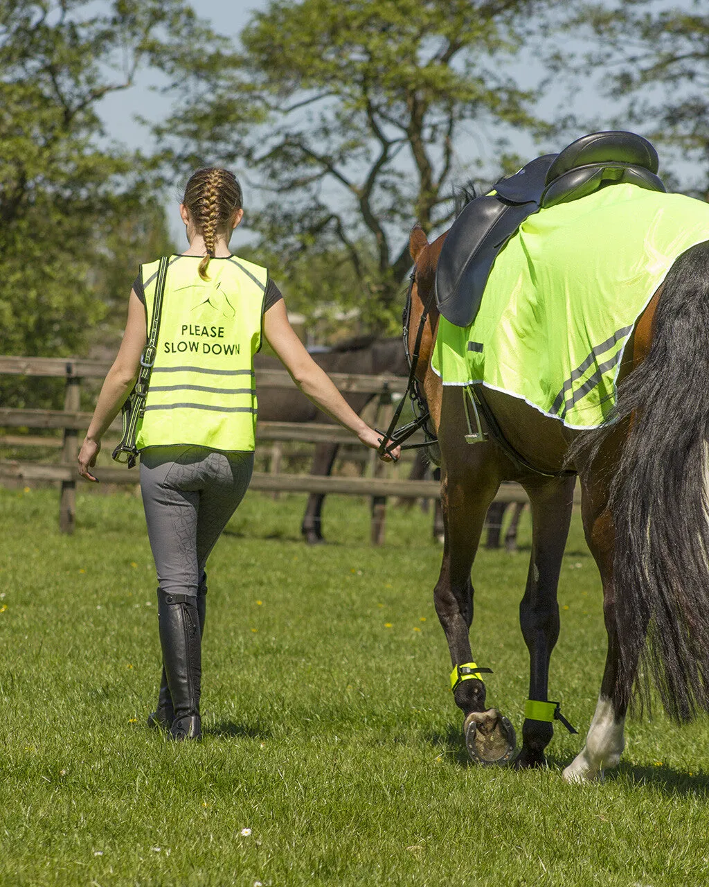 QHP Reflective Rider Vest