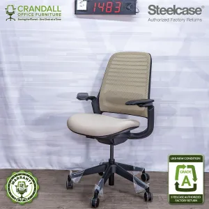 S-1483 - Steelcase Series 1  - Grade A