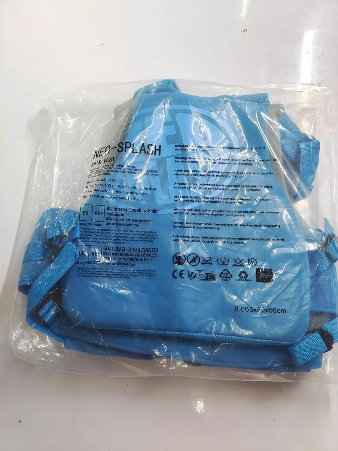 Swim Vest with Adjustable Safety Straps for Adults