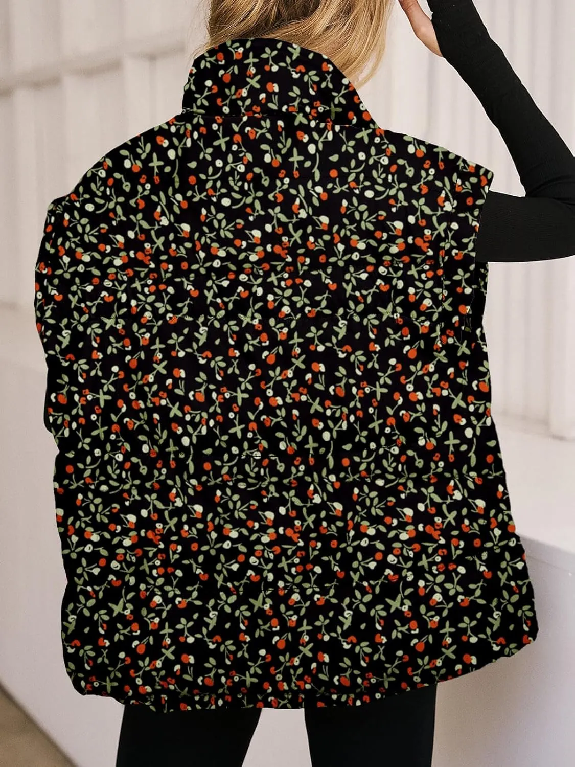 Tankaneo Womens Floral Oversized Puffer Vest Cap Sleeve Winter Warm Puffy Quilted Jackets Coat