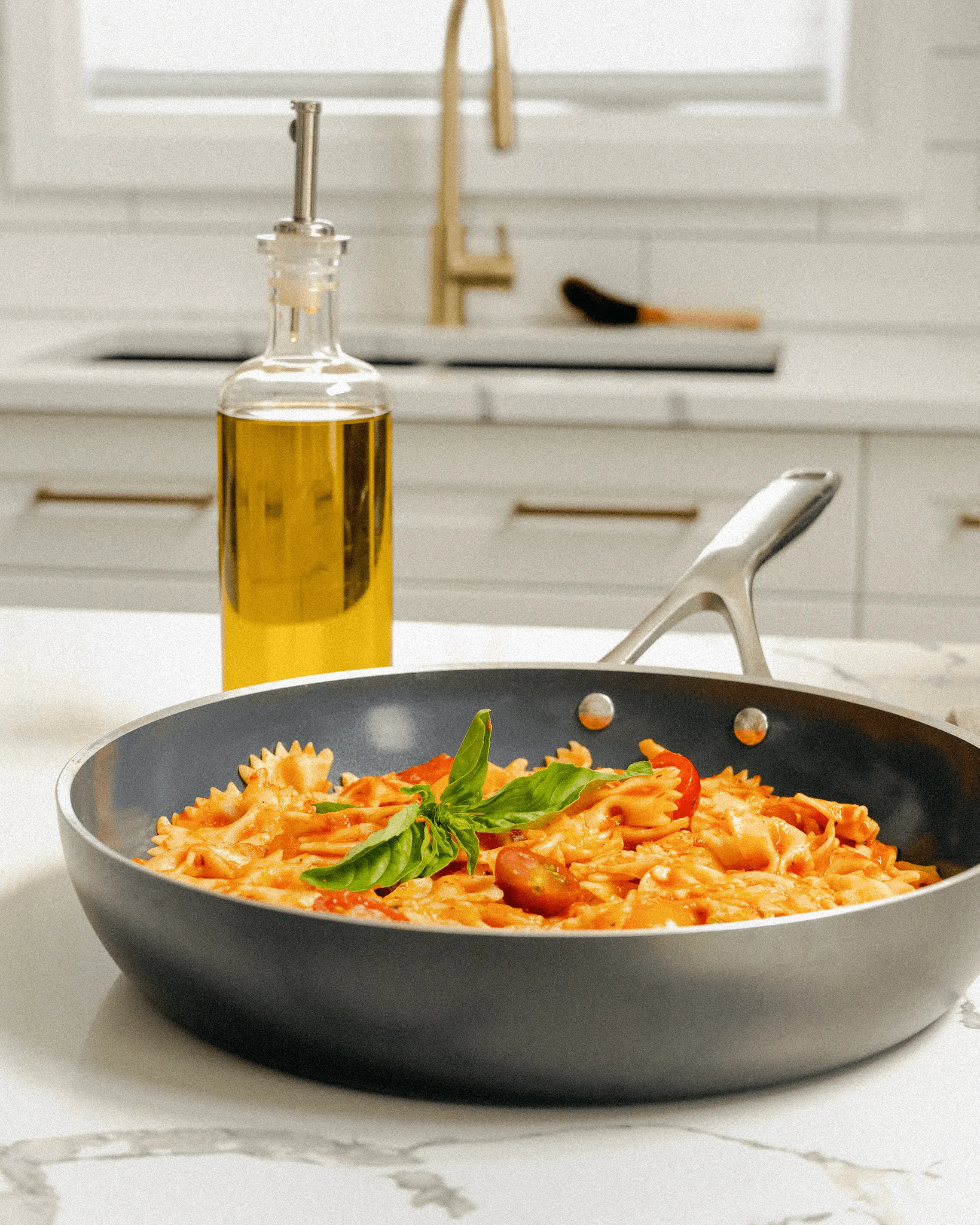 The 11" Ceramic Pan