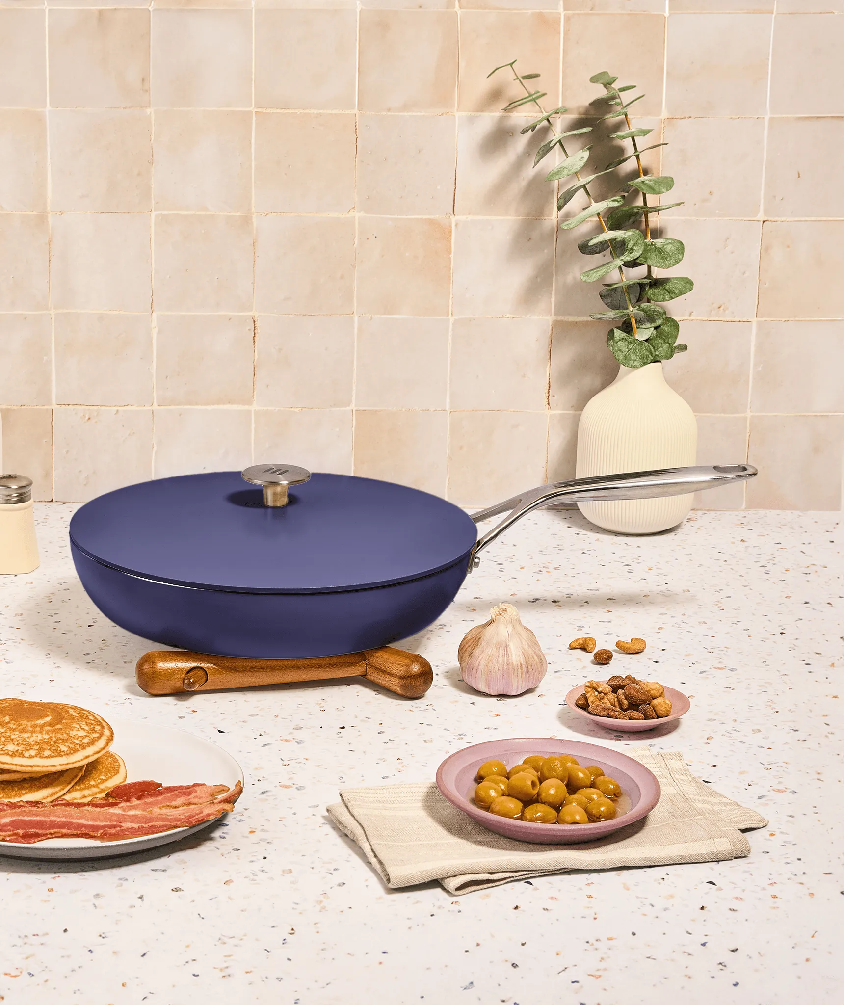 The 11" Ceramic Pan