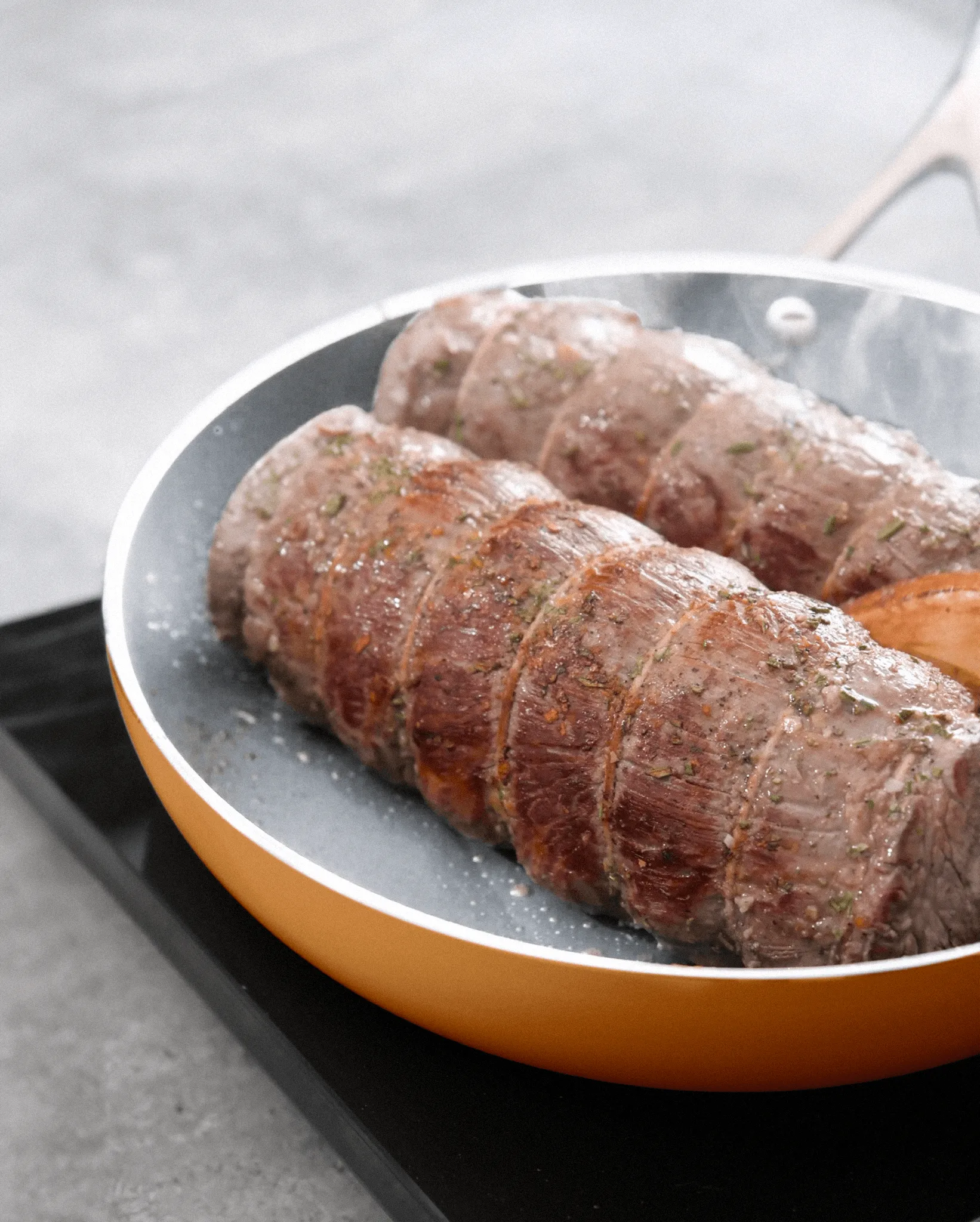 The 11" Ceramic Pan