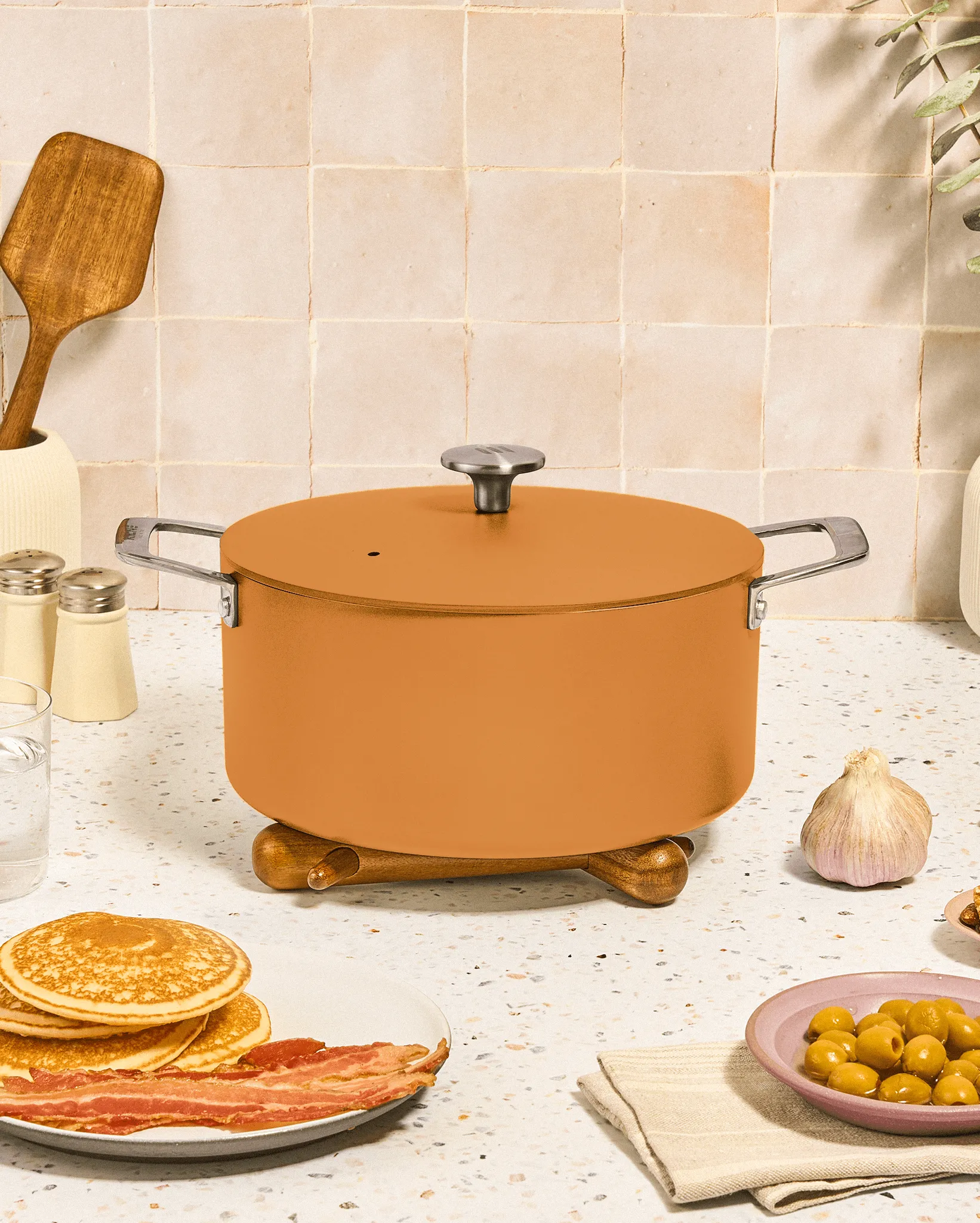 The 9.5" Ceramic Pot