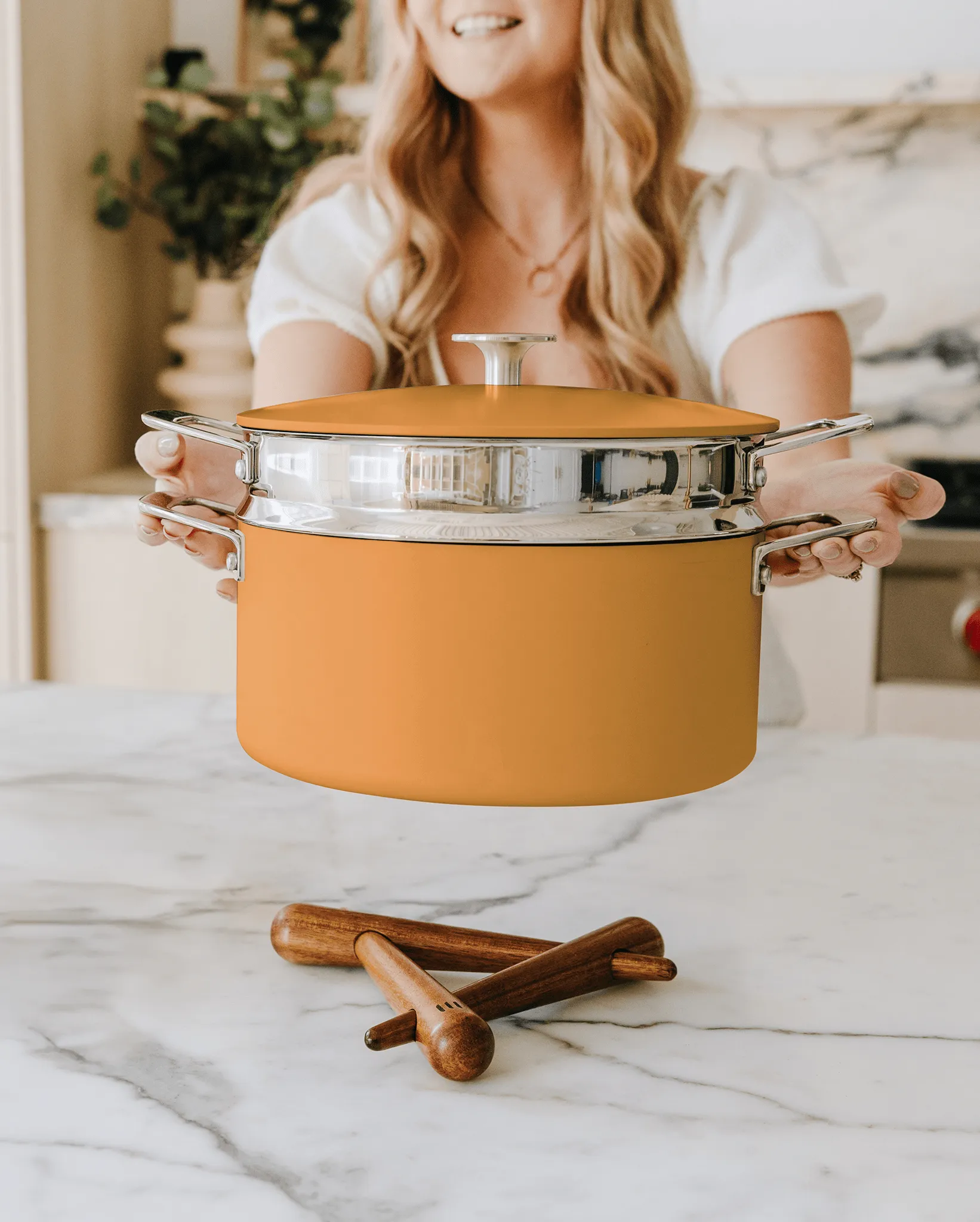 The 9.5" Ceramic Pot