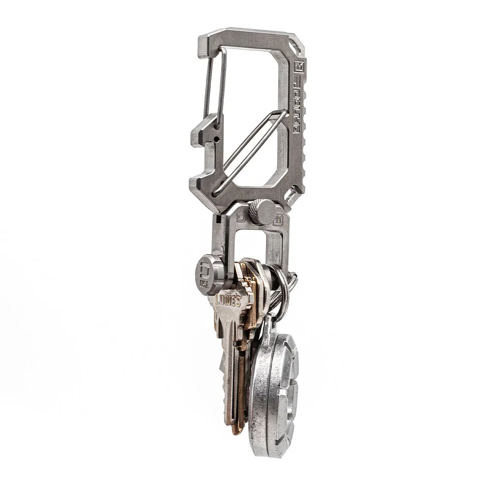 TITANIUM CARABINER & SHACKLE