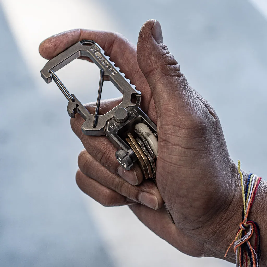 TITANIUM CARABINER & SHACKLE