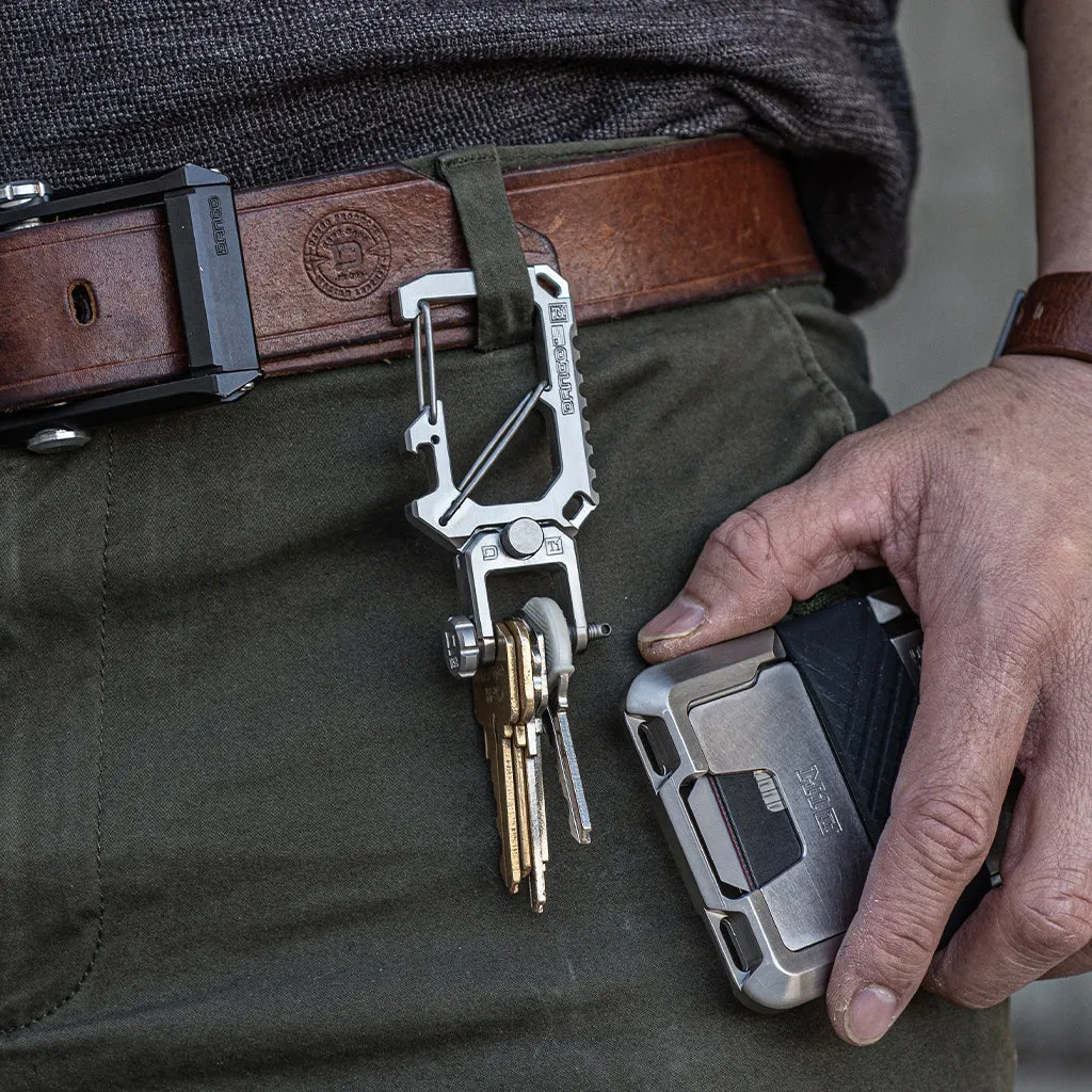 TITANIUM CARABINER & SHACKLE